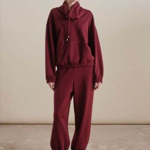 8PM CLAUDINA FELPA VINO