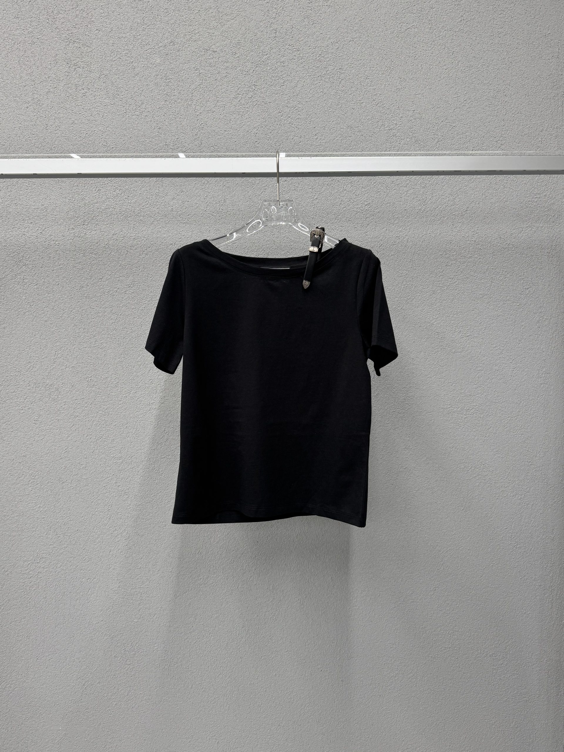 Belt t-shirt