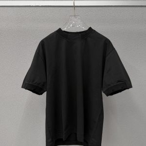 T-shirt destroyed DC