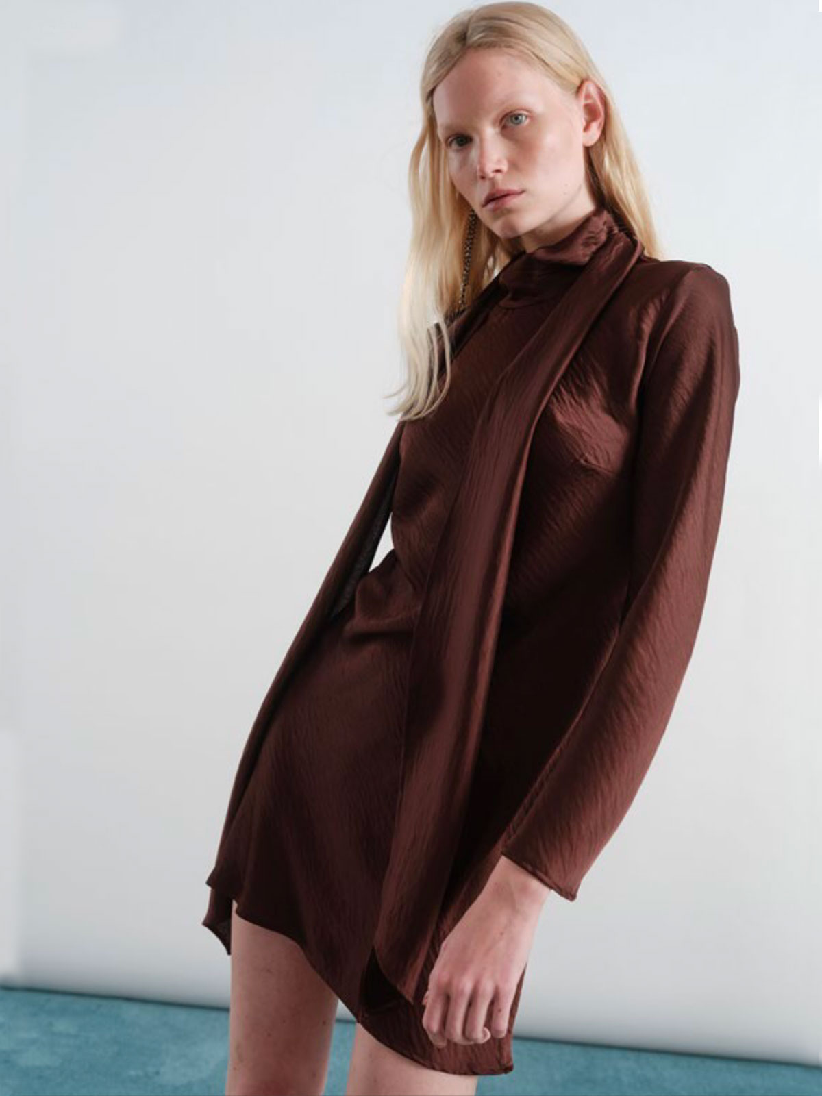 8PM ISADORA ABITO CIOCCOLATO