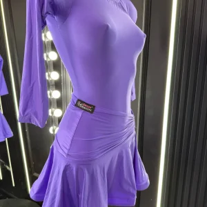 Abito da Ballo Latino Donna Classe C – Glicine Scuro in Lycra con Cut-out Laterale