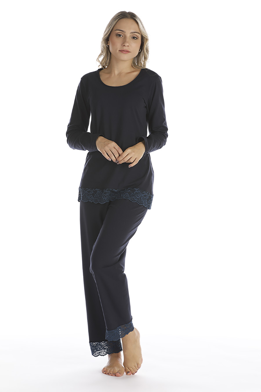 Pigiama lungo in cotone modal e pizzo - immagine 3